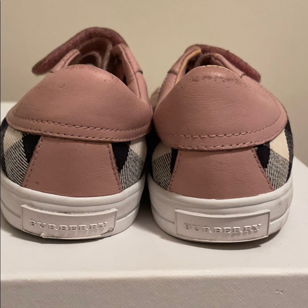 Burberry sneakers - Picture 6 of 6